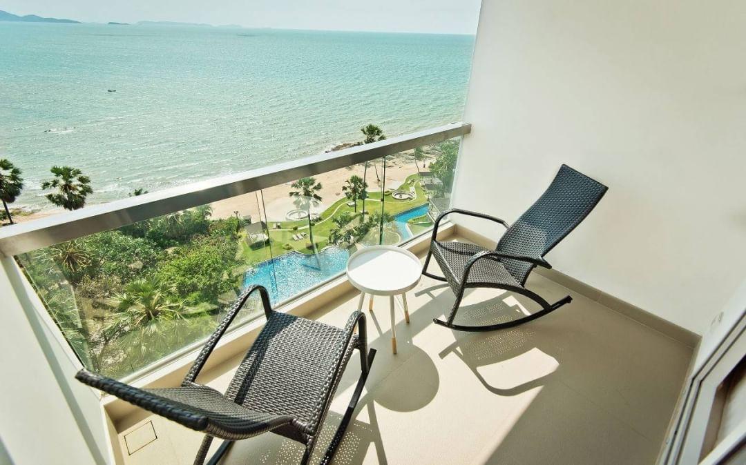 picture The Palm Wongamat 1 Bedroom for Rent - 2/8