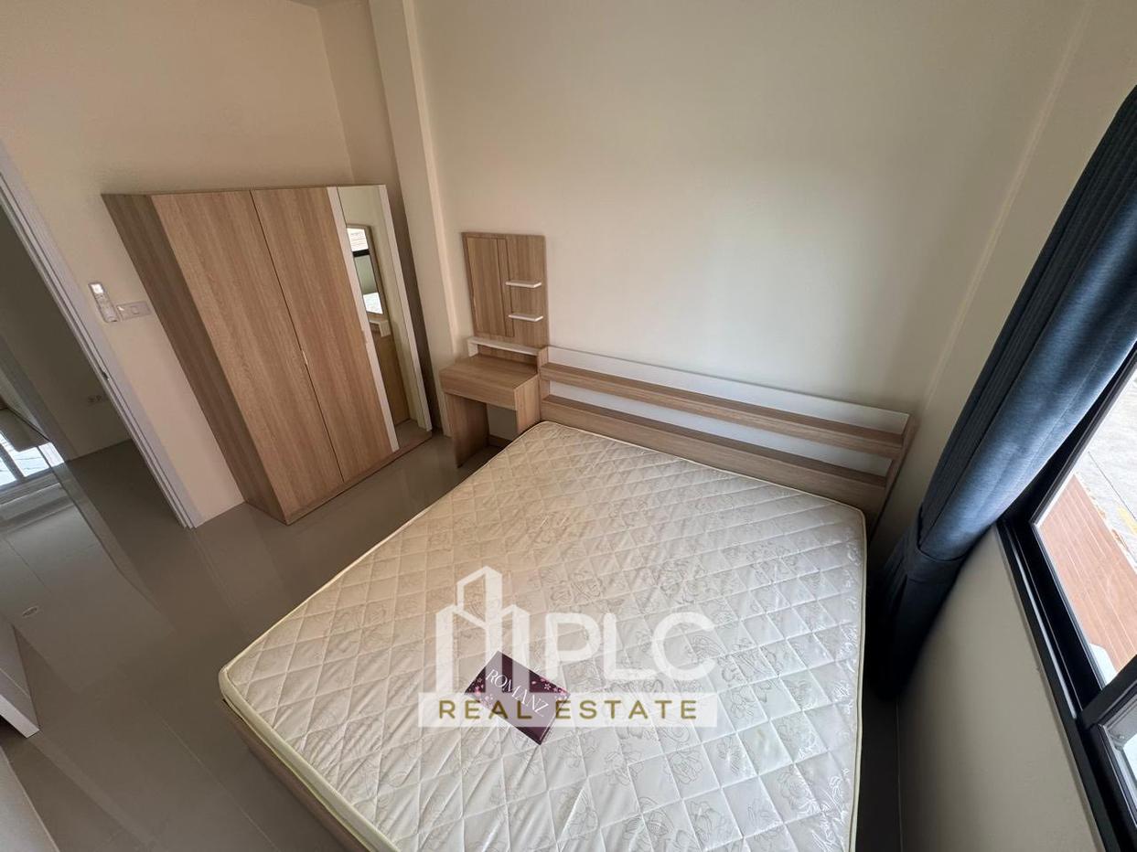 picture Modern 3-Bedroom Townhome for Sale in Thung Klom–Tan Man - 6/11