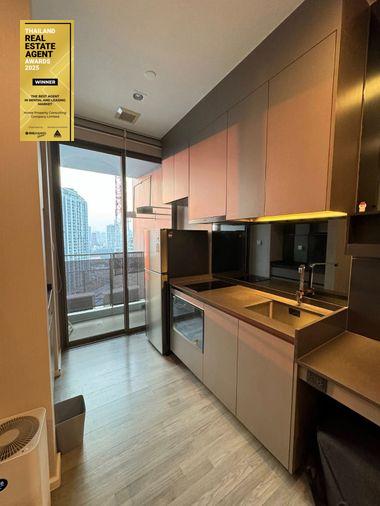 picture Condo for Rent: THE ROOM Sukhumvit 69 Nearest BTS: BTS Phra Khanong - 1/8