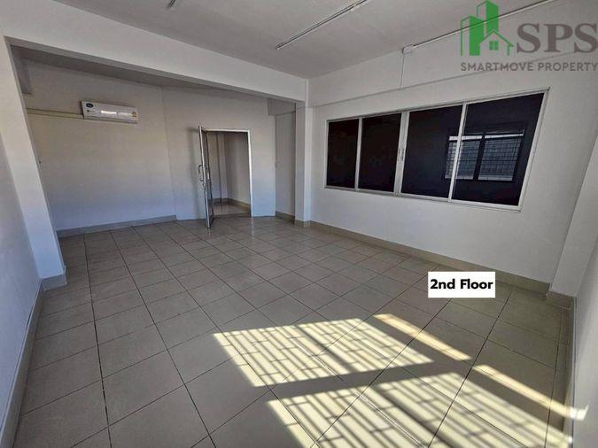 รูป ให้เช่าอาคารพาณิชย์ 2 ชั้น ขนาดใหญ่ สภาพดีมาก ( SPSP635) - รูปที่ 15/19