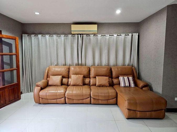 picture Two-story detached house for rent, fully furnished and move in Ready, in The Complete Sriracha project. - 2/16