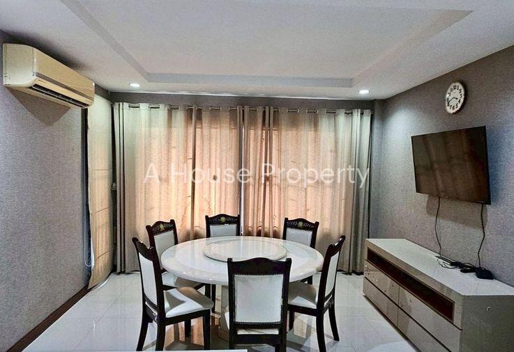 รูป ให้เช่าบ้านเดี่ยว 2 ชั้น ตกแต่งพร้อมเข้าอยู่ ในโครงการ เดอะ คอมพลีท ศรีราชา - รูปที่ 4/16