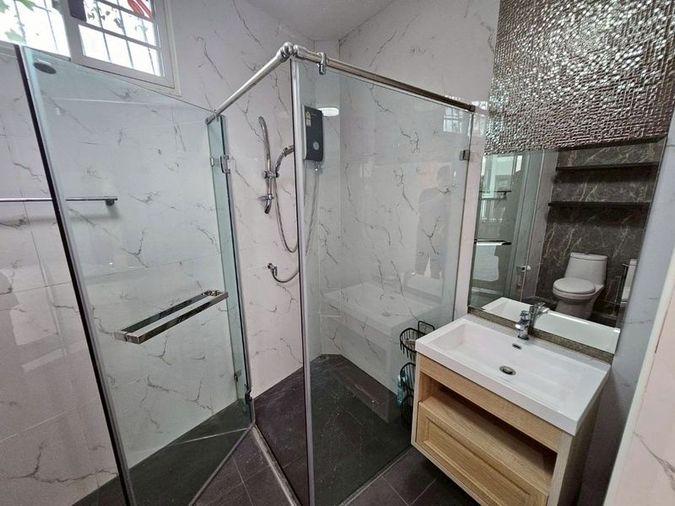 picture Two-story detached house for rent, fully furnished and move in Ready, in The Complete Sriracha project. - 14/16