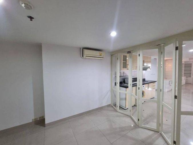 picture Condo for rent : Las Colinas ((BTS Asoke MRT Sukhumvit   )) MK-02 line @livingbkk - 6/10