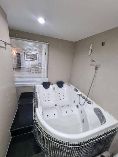 picture Condo for rent : Las Colinas ((BTS Asoke MRT Sukhumvit   )) MK-02 line @livingbkk - 10/10