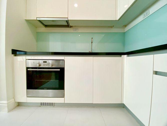picture Bright Sukhumvit 24  Near BTS prompong  - 23/32
