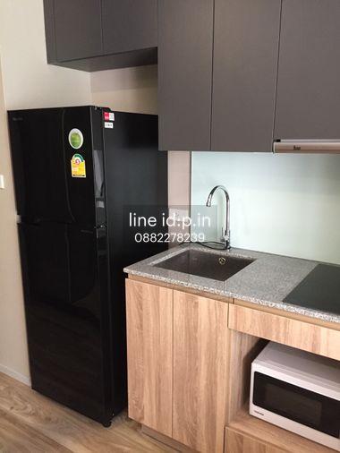 รูป Blossom Condo Sathorn-Charoenrat (บลอสซั่ม คอนโด แอท สาทร-เจริญราษฎร์) ห้องสวย เครื่องใช้ไฟฟ้า-เฟอร์นิเจอร์ครบ เดินทางสะดวก - รูปที่ 10/11