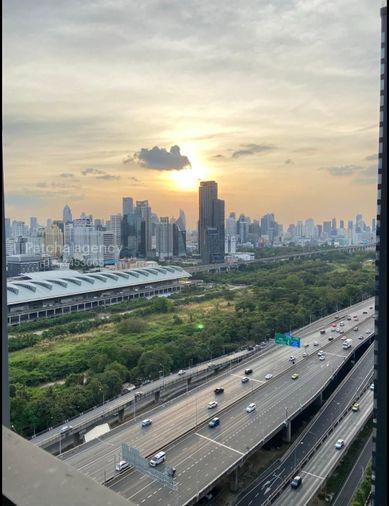 picture Chewathai Asoke. 1bed 45sqm. Line id: @pfagent - 9/9
