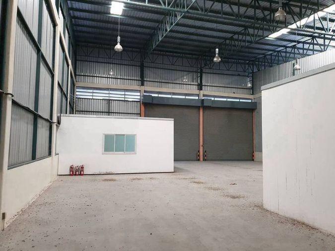picture Warehouse for rent, located next to the motorway in Bang Phra, Chonburi. - 5/15