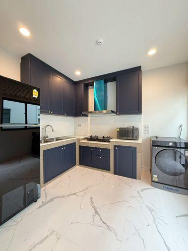 picture For Rent 🔥 Setthasiri Serithai 🔥 4 Bedrooms, 4 Bathrooms, Fully Furnished and Equipped with Appliances. - 10/11