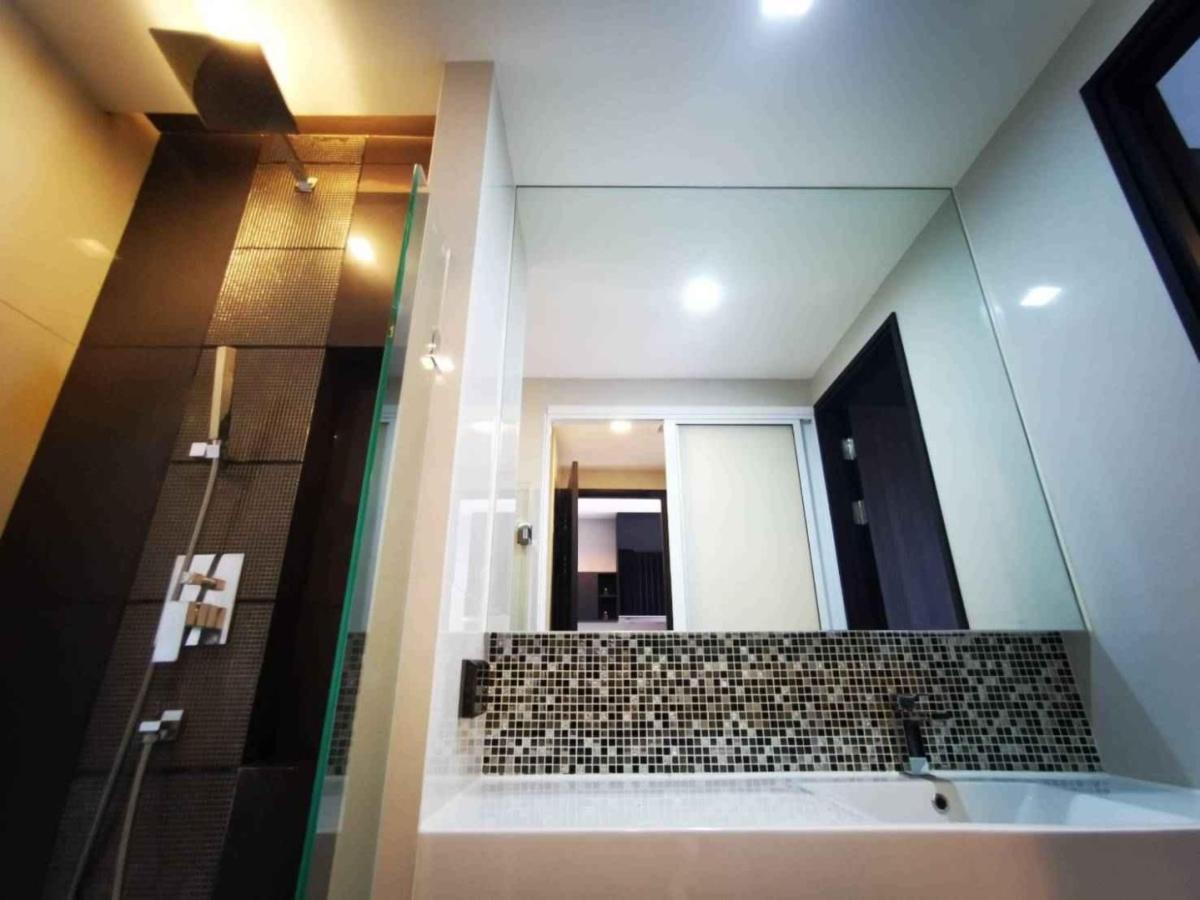picture Condo for Rent: Rhythm Sukhumvit 44/1 Near BTS Phra Khanong - 4/5