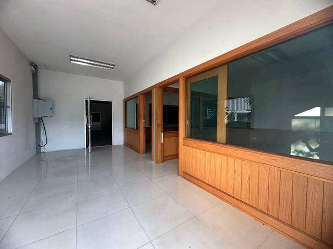picture Warehouse for rent, located next to the motorway in Bang Phra, Chonburi. - 14/15