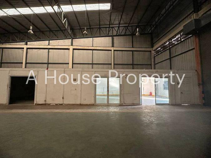 picture Warehouse for rent, located next to the motorway in Bang Phra, Chonburi. - 15/15
