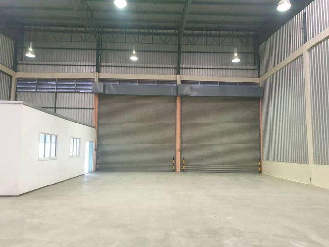 picture Warehouse for rent, located next to the motorway in Bang Phra, Chonburi. - 6/15