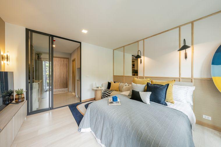 picture FLO by Sansiri is located in Khlong San, near the BTS station and ICONSIAM. - 3/5