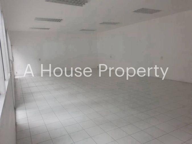 picture Warehouse for rent, located next to the motorway in Bang Phra, Chonburi. - 7/15