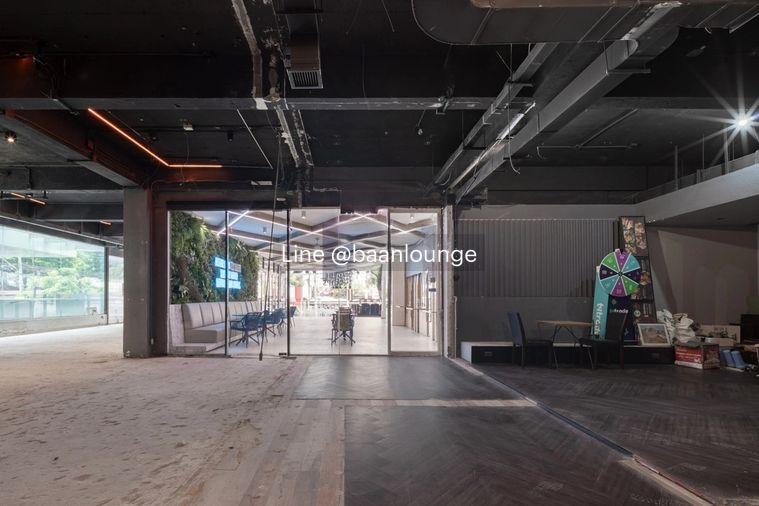 picture Prime location, high ceilings, Thonglor Soi 10 - 3/4