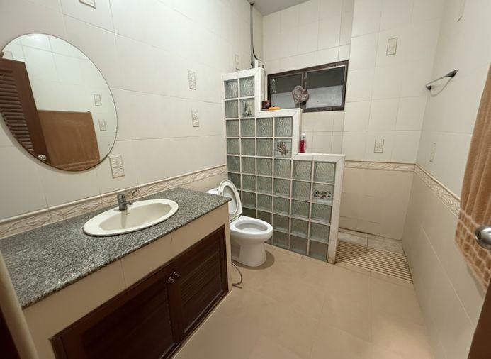 รูป ขายบ้านเดี่ยวชุมชนหมู่บ้านเพชรหทัย บนเนื้อที่กว่า 288 ตารางวา พื้นที่ใช้สอย 427 ตารางเมตร  - รูปที่ 11/12