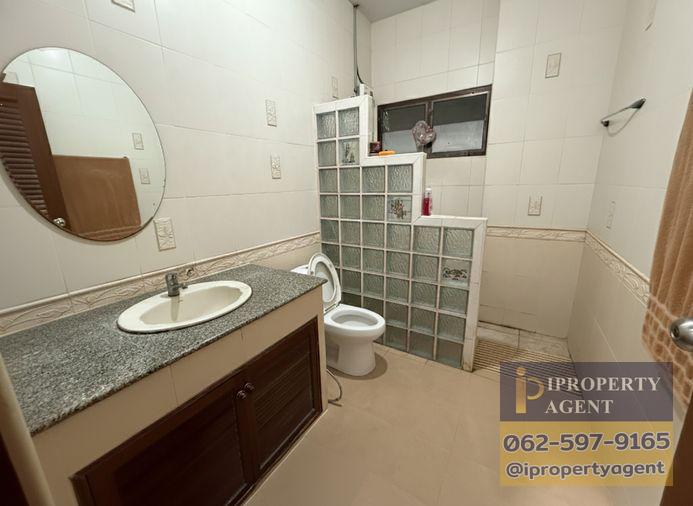 รูป ขายบ้านเดี่ยวชุมชนหมู่บ้านเพชรหทัย บนเนื้อที่กว่า 288 ตารางวา พื้นที่ใช้สอย 427 ตารางเมตร - รูปที่ 11/12