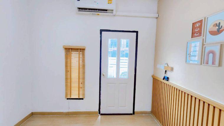รูป 🏡✨ ขายทาวน์โฮม 2 ชั้น รีโนเวทใหม่ | วงแหวน–รามอินทรา 💰 ราคา 2.9 ล้านบาท | พร้อมเข้าอยู่ - รูปที่ 6/11