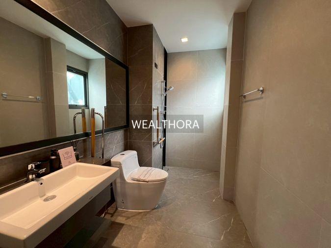 รูป Grand Bangkok Boulevard กรุงเทพกรีฑา บ้านเดี่ยวหรูสไตล์ Modern Classic ใกล้ ARL ลาดกระบัง และสนามบินสุวรรณภูมิ เพียง 62 ครอบครัวเท่านั้น - รูปที่ 26/36