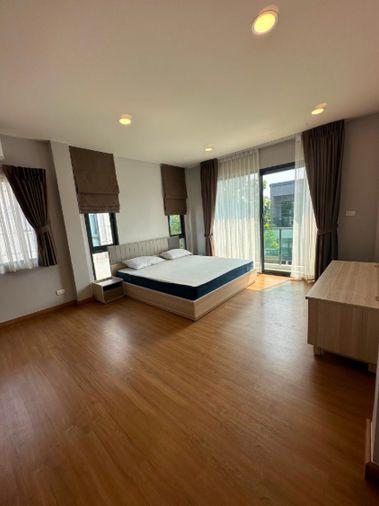 picture 🏡#PT2312_165 🏡💥Urgent💥 Guaranteed availability! Click quickly before it's gone‼️ For Rent 80k.🔥🔥 Centro Bangna Project - 10/14