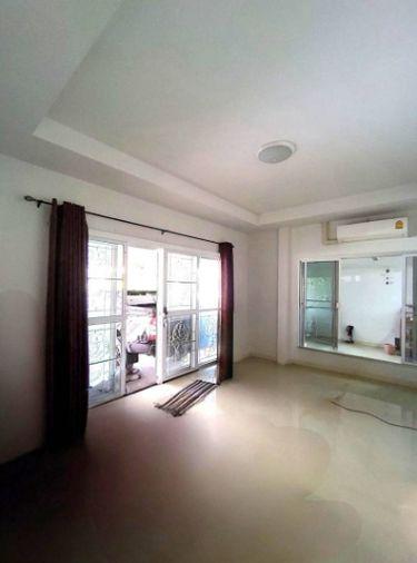 รูป ขายบ้านเดี่ยวมือสอง หมู่บ้านเดอะแกรนด์ ทรัพย์มงคล 3 ห้วยกะปิ ชลบุรี  - รูปที่ 4/9