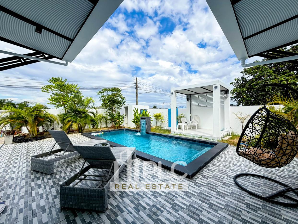 รูป Nordic Pool Villa Mabprachan, East Pattaya 3 Bedroom Pool Villa - รูปที่ 2/17