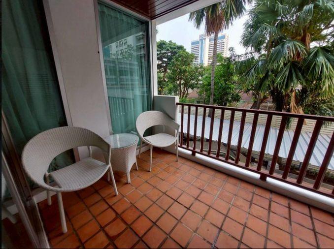 picture  Sathorn Gallery. 3beds 230sqm. Pets ok! Line id: @pfagent - 6/6