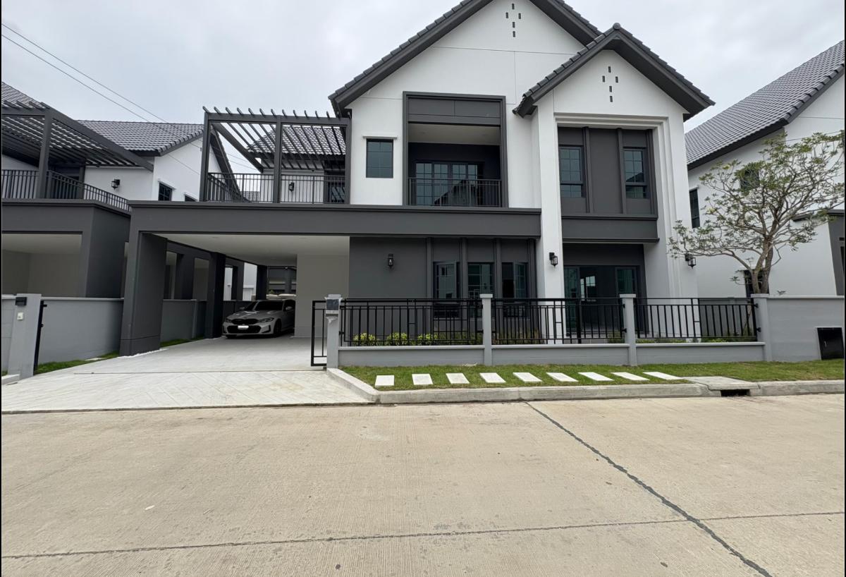 picture Available now! 4bed 5baths 303sqm. 2parking. Line id: @pfagent - 16/16