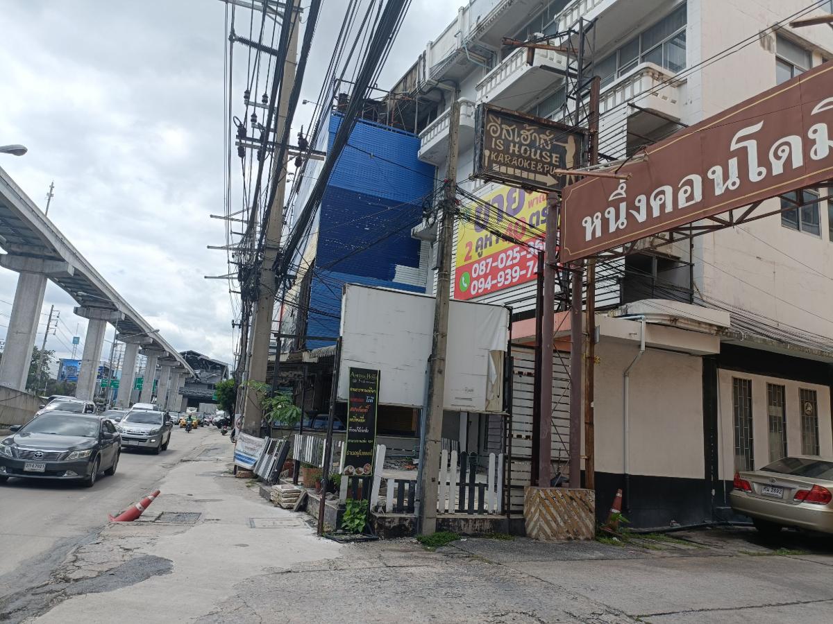 รูป ขายอาคารพาณิชย์ริมระหว่างถนนแจ้งวัฒนะ 12 ห่างจาก MRT แจ้งวัฒนะเพียง 200 เมตร ราคาเพียง 14,000,000 บาท - รูปที่ 4/9