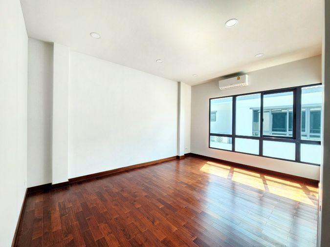 รูป ขาย บ้านใหม่ ม.The City ปิ่นเกล้า-บรม 2 แปลงมุม ราคาพิเศษ บ้านไซส์ใหญ่ 105.8 ตรว. 388 ตรม.  - รูปที่ 25/34