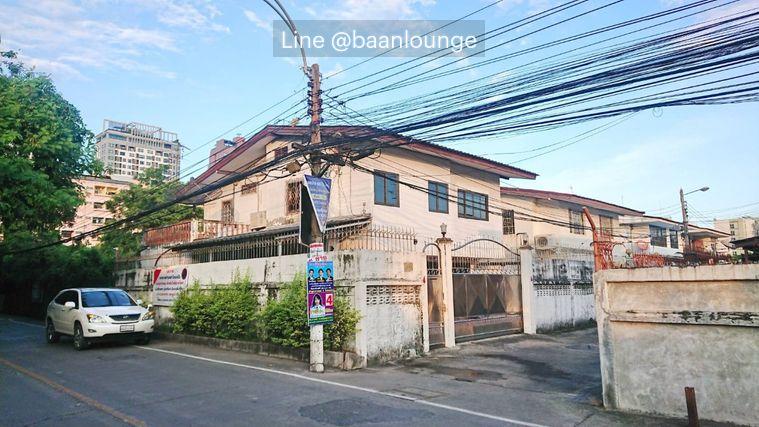 รูป บ้านทำเลดี ใกล้ บีทีเอสแบริ่ง สุขุมวิท - รูปที่ 1/11