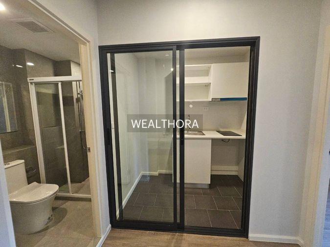 picture Blue Sukhumvit 89, a new condominium with outstanding features, spacious rooms, and close to BTS On Nut and BTS Bang Chak (500 meters). - 7/14