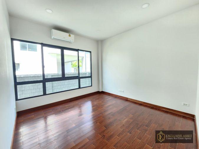 รูป ขาย บ้านใหม่ ม.The City ปิ่นเกล้า-บรม 2 แปลงมุม ราคาพิเศษ บ้านไซส์ใหญ่ 105.8 ตรว. 388 ตรม. - รูปที่ 13/34