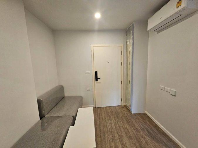 picture Blue Sukhumvit 89, a new condominium with outstanding features, spacious rooms, and close to BTS On Nut and BTS Bang Chak (500 meters). - 5/14
