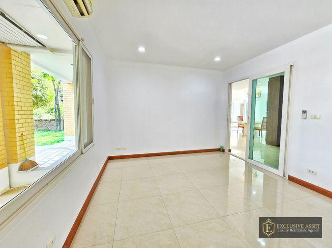 รูป ขาย ม.ลัดดารมย์ ราชพฤกษ์-ปิ่นเกล้า ตลิ่งชัน บ้านรีโนเวทใหม่ ติดถนนเมน 125.2 ตรว. 265 ตรม. มีสวนข้างบ้านขนาดใหญ่ พร้อมเข้าอยู่ - รูปที่ 17/40