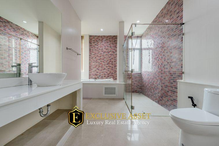 รูป ขายบ้านเดี่ยว Luxury ปัญญาอินทรา P5 ที่ดิน 1 ไร่ครึ่ง พร้อมสระว่ายน้ำ และเรือนรับรอง ใกล้สนามกอล์ฟปัญญา แฟชั่นไอส์แลนด์ - รูปที่ 36/46