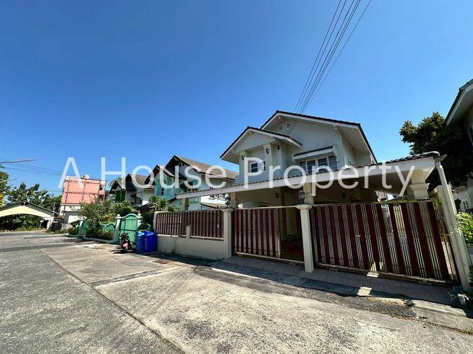 picture Newly renovated detached house for rent in Ladda House Sriracha, Chonburi. - 2/19
