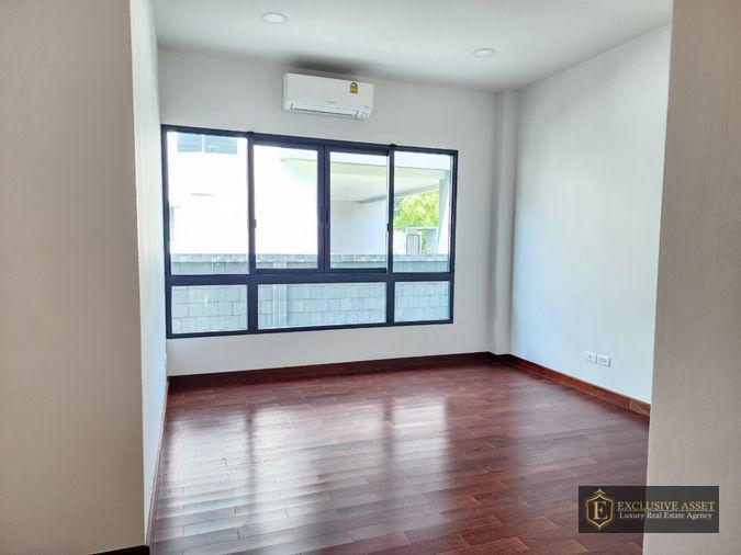 รูป ขาย บ้านใหม่ ม.The City ปิ่นเกล้า-บรม 2 แปลงมุม ราคาพิเศษ บ้านไซส์ใหญ่ 105.8 ตรว. 388 ตรม. - รูปที่ 12/34