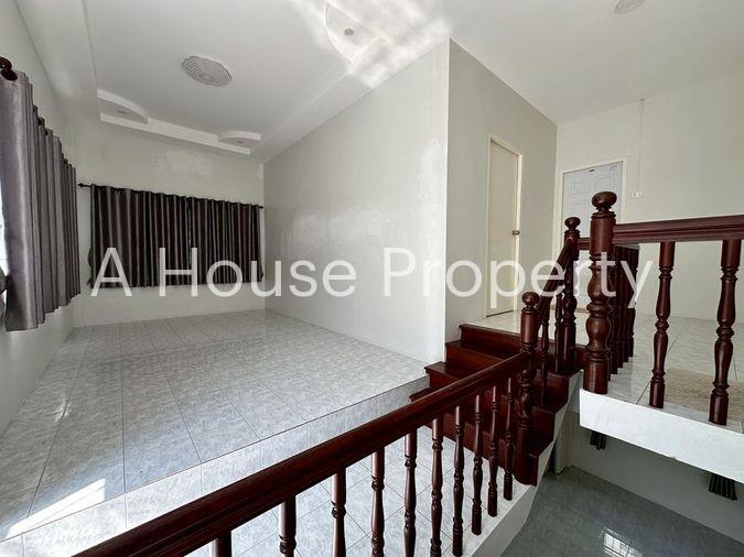 picture Newly renovated detached house for rent in Ladda House Sriracha, Chonburi. - 15/19