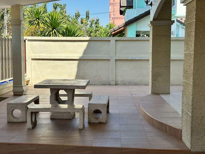 picture Newly renovated detached house for rent in Ladda House Sriracha, Chonburi. - 6/19
