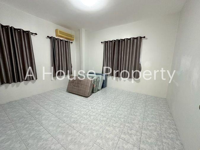 picture Newly renovated detached house for rent in Ladda House Sriracha, Chonburi. - 18/19