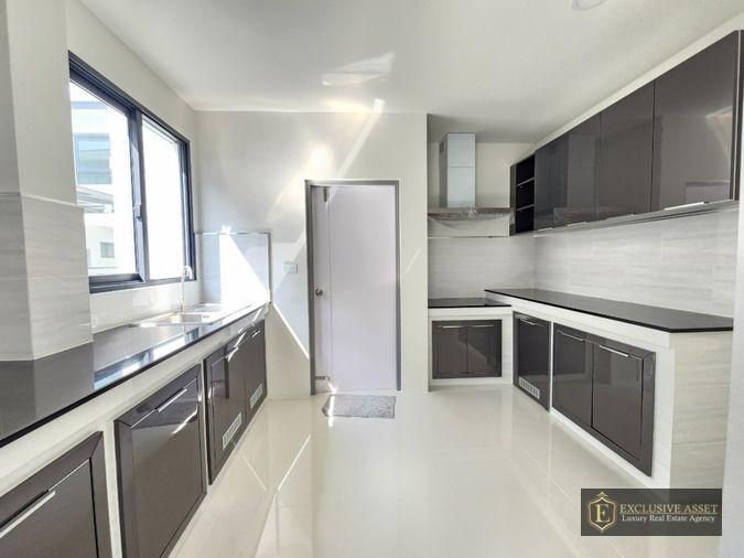 รูป ขาย บ้านใหม่ ม.The City ปิ่นเกล้า-บรม 2 แปลงมุม ราคาพิเศษ บ้านไซส์ใหญ่ 105.8 ตรว. 388 ตรม. - รูปที่ 16/34