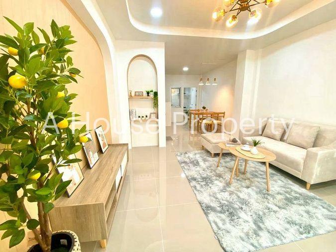 picture Renovated secondhand townhome in Golden Place housing estate, near Saha Group, Sriracha. - 3/16