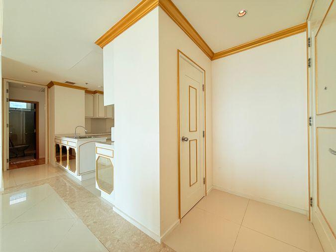 picture For Rent The Empire Place 2 Bed 114 Sqm BTS Chongnonsi  - 7/19