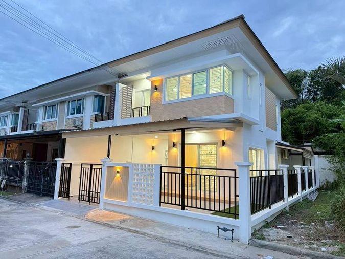 picture Two-story townhome for sale in The Central 2 Nong Yai Bu-Sriracha, Chonburi. - 18/18