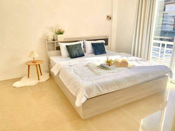 picture Renovated secondhand townhome in Golden Place housing estate, near Saha Group, Sriracha. - 12/16