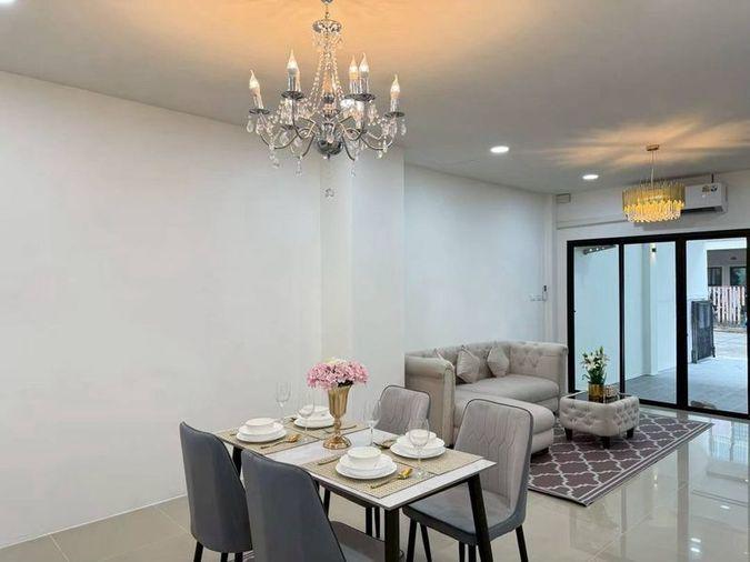 picture Newly renovated townhome for sale in Hampton Park 3, Thung Sukla, Sriracha. - 5/13