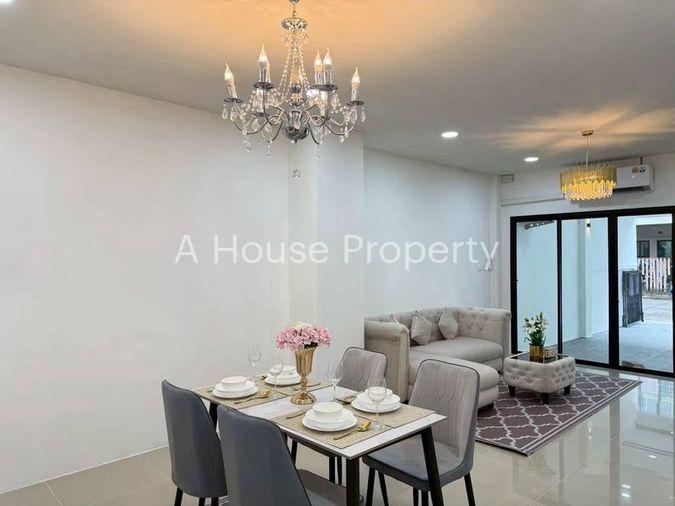 รูป ขายทาวน์โฮมรีโนเวทใหม่ หมู่บ้านแฮมป์ตันพาร์ค 3 ทุ่งสุขลา ศรีราชา - รูปที่ 5/13